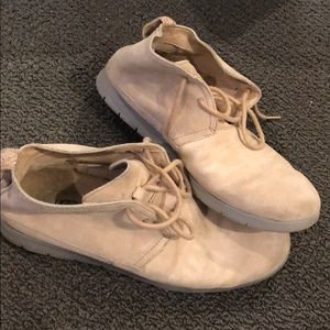 Men’s chukka boots